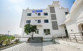 Fabhotel Jaswinder Bhawan